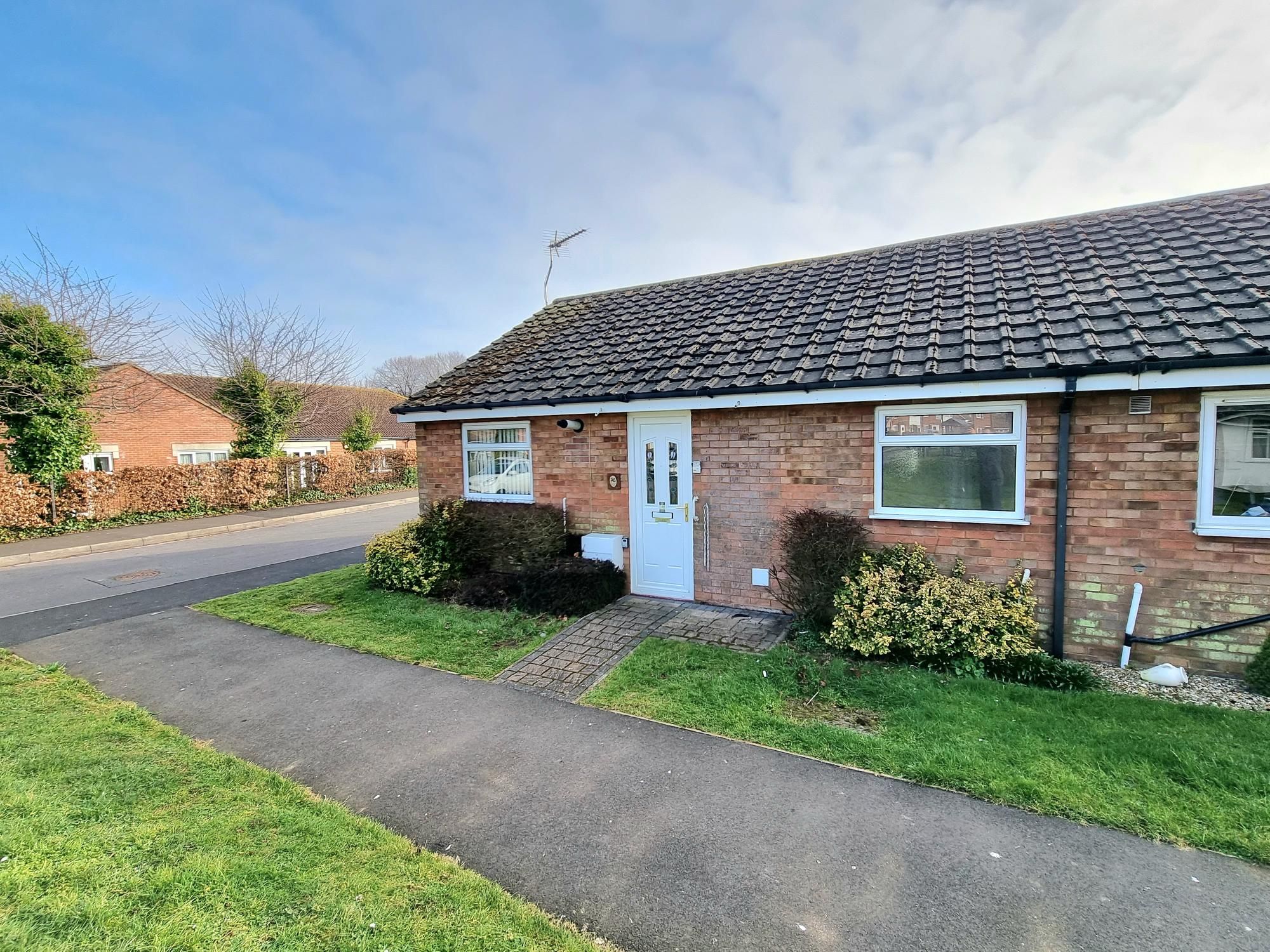 1 bed terraced bungalow for sale in Gosford Way, Old Felixstowe