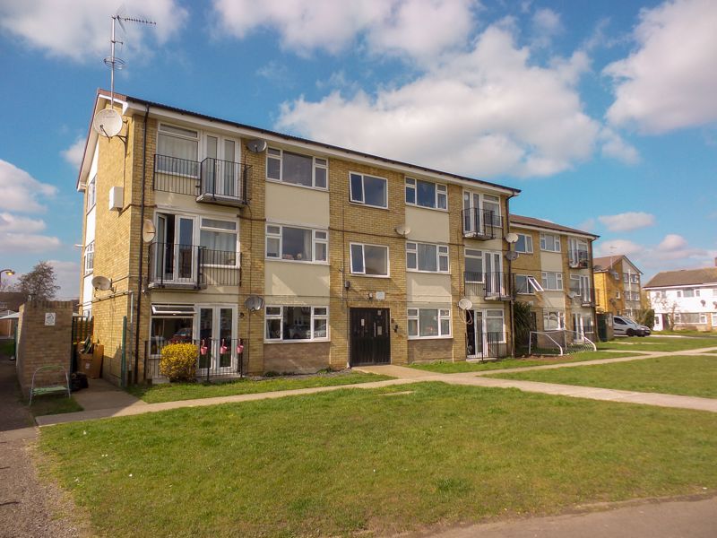 Worcester Drive, Rayleigh SS6  