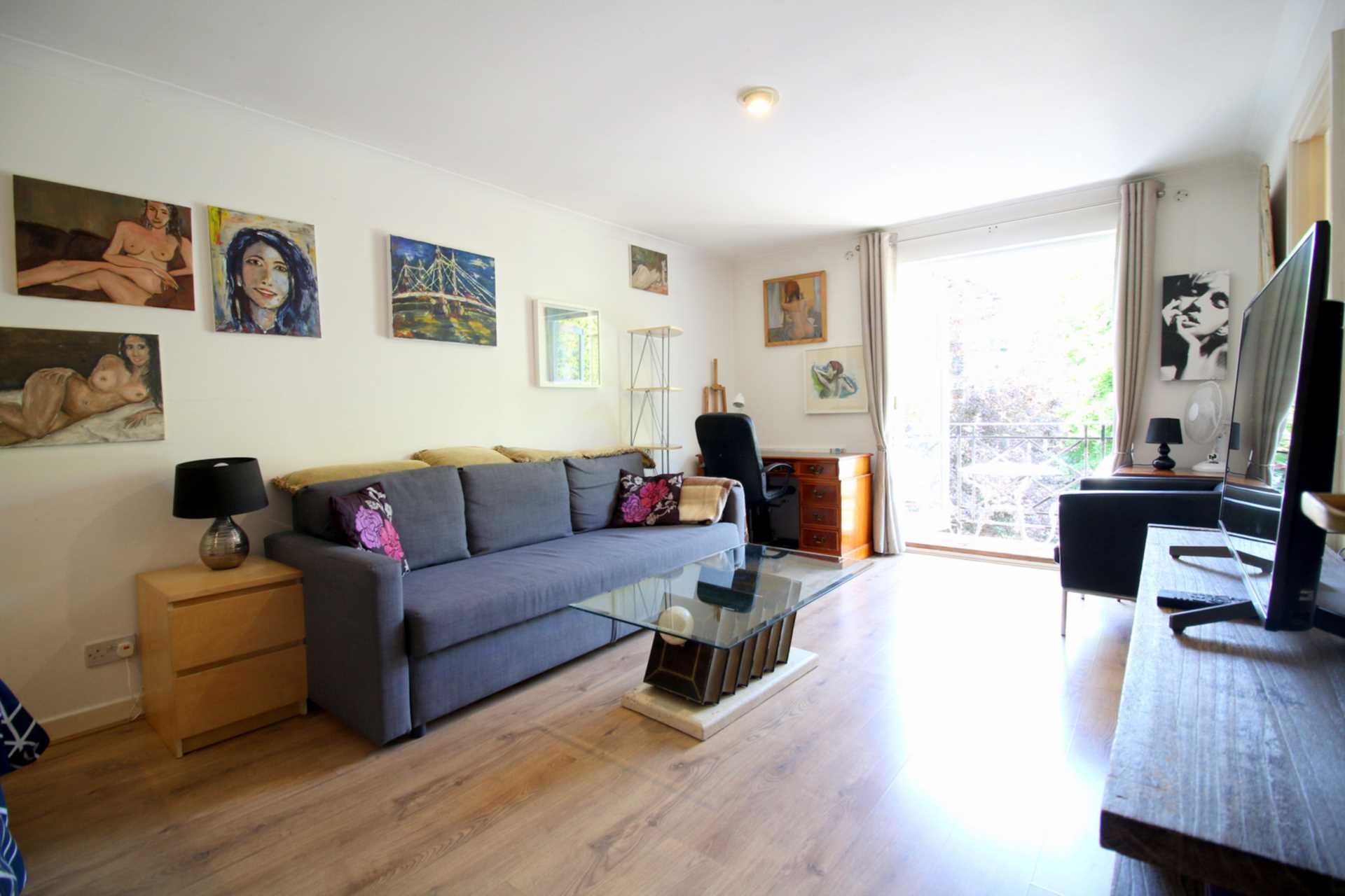 Studio to rent in Brompton Park Crescent, Fulham SW6 Zoopla