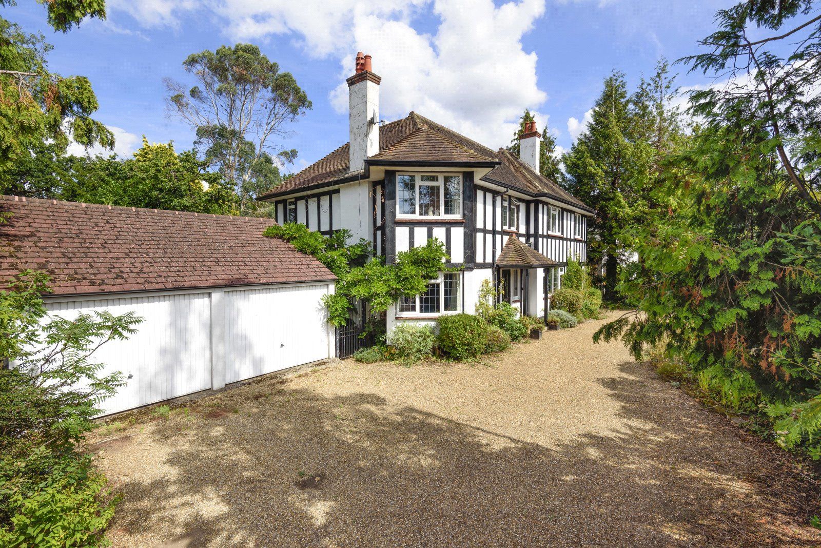 5 bed detached house for sale in Ember Lane, Esher, Surrey KT10 Zoopla