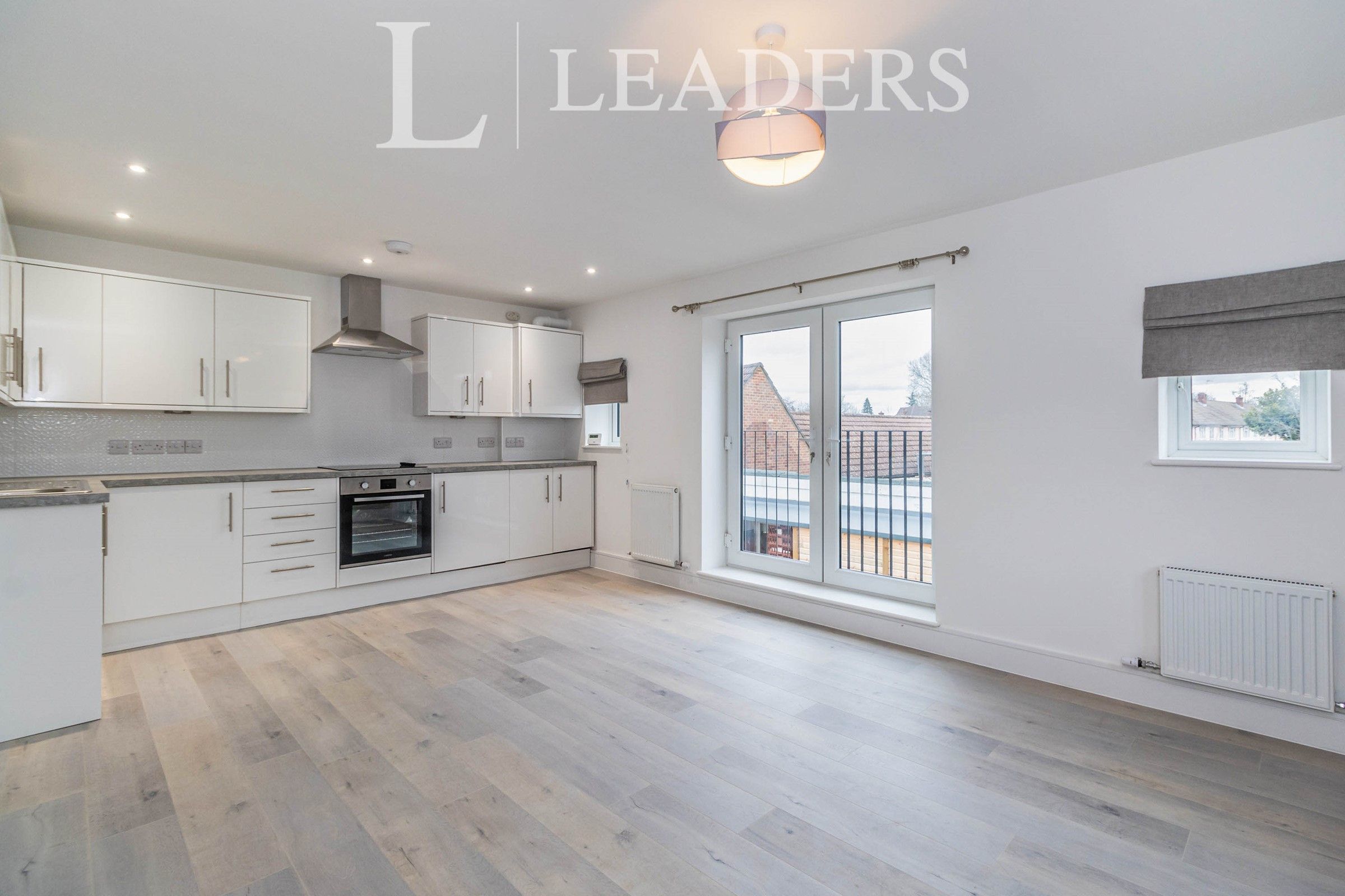 1 bed flat to rent in Hersham Road, WaltonOnThames KT12 Zoopla