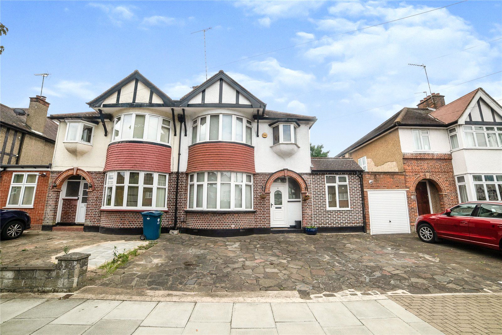 4 bed semidetached house for sale in Lyncroft Avenue, Pinner