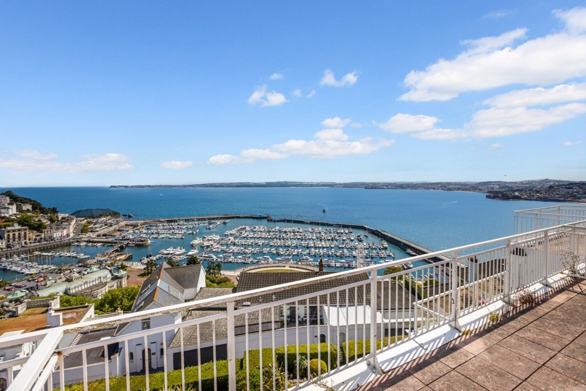 1 bed flat for sale in Kingsdale Court St Lukes Road North, Torquay TQ2