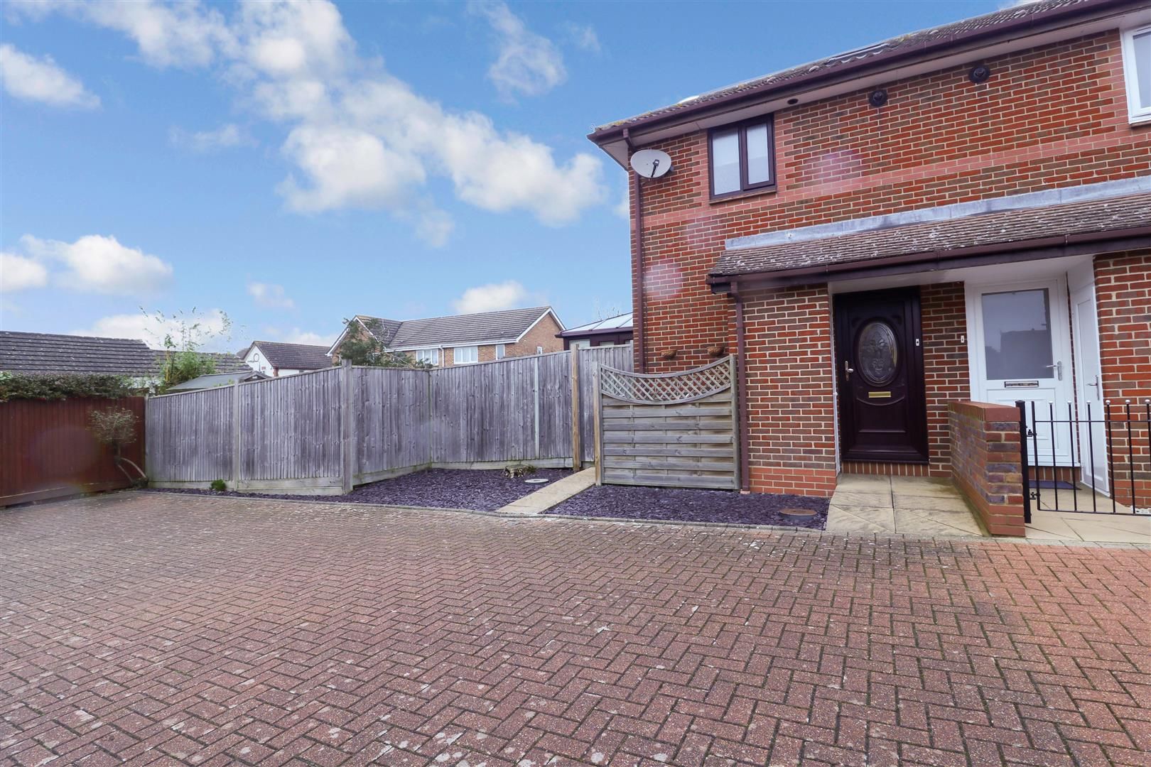 1 bed end terrace house for sale in Wedgewood Drive, Church Langley, Harlow CM17 Zoopla