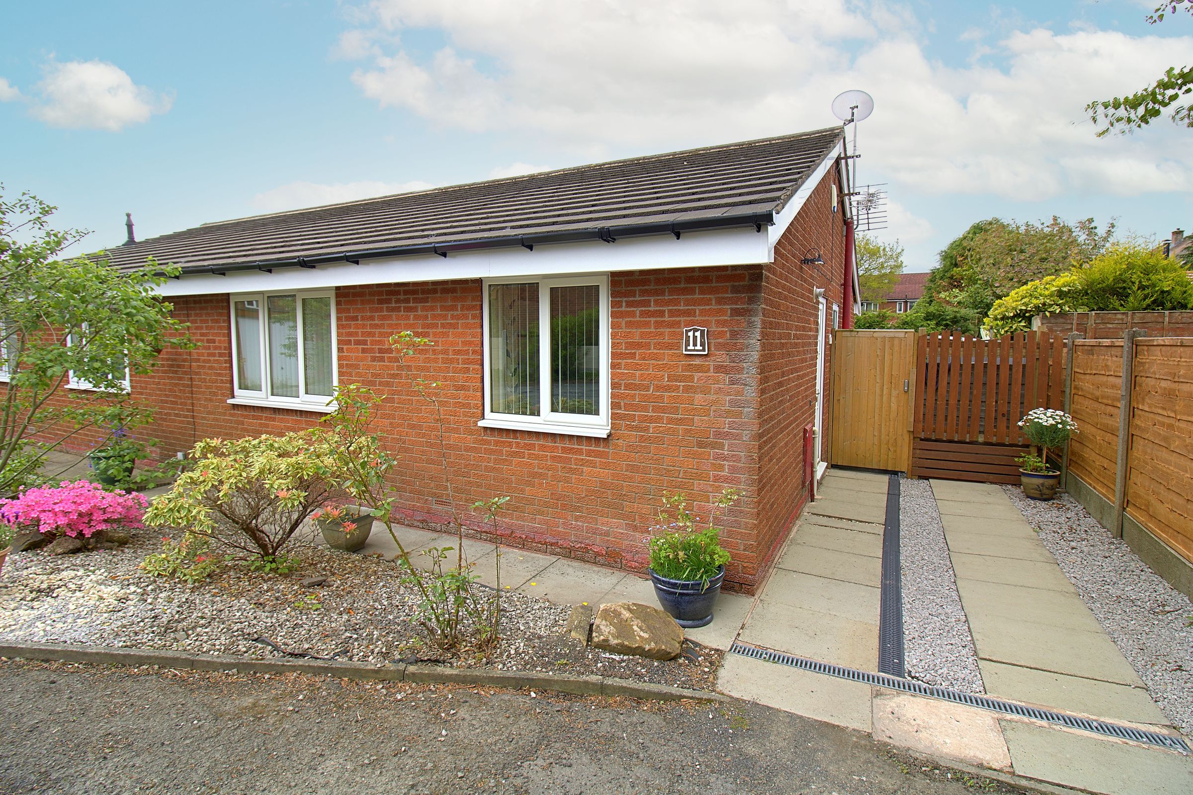 2 bed semidetached bungalow for sale in Frobisher Road, Littleborough