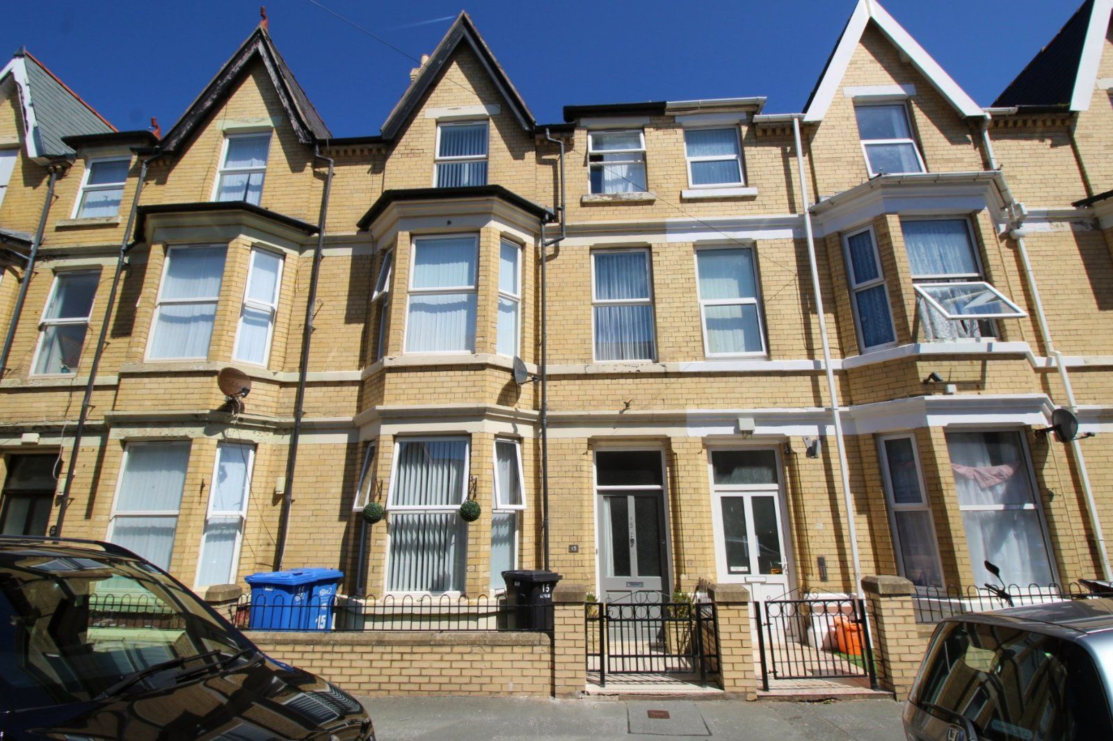 8 bed terraced house for sale in River Street, Rhyl, Denbighshire LL18