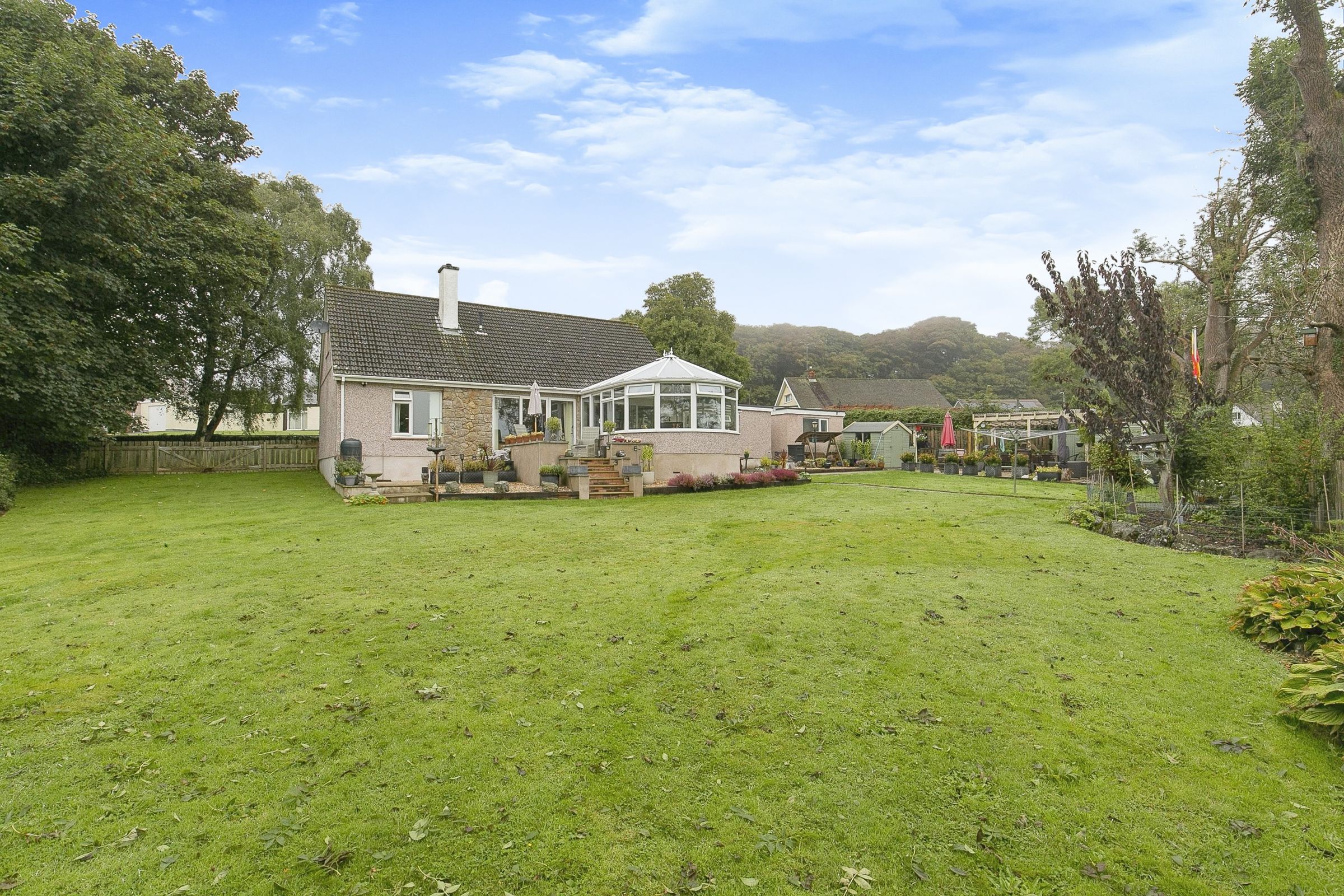 4 bed detached house for sale in Lon Tudur, Llangefni LL77 Zoopla