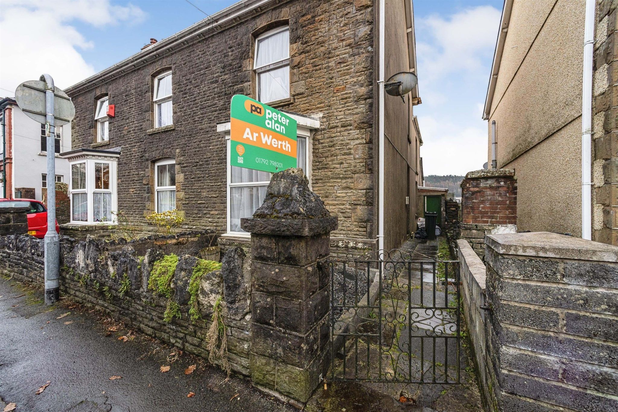 2 bed end terrace house for sale in High Street, Pontardawe, Swansea SA8 Zoopla