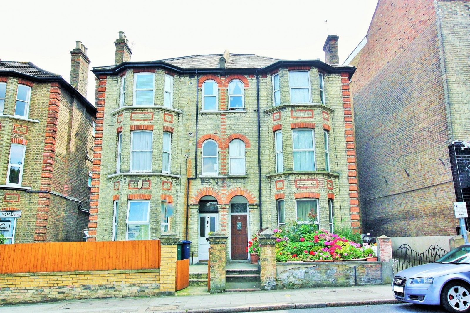 3 bed flat to rent in Church Road, Hendon NW4 Zoopla