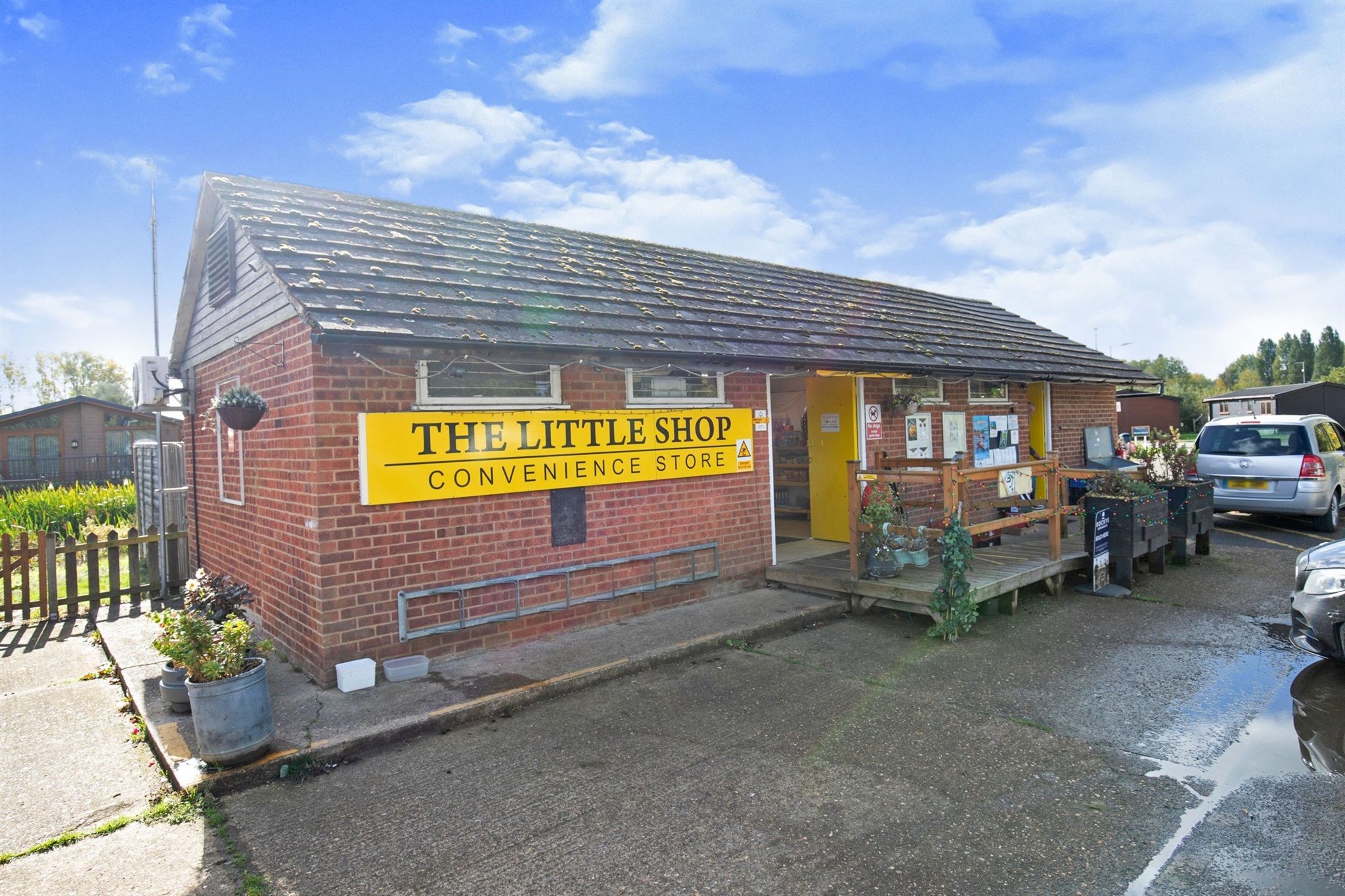 2 bed detached house for sale in Crow Lane, Great Billing, Northampton