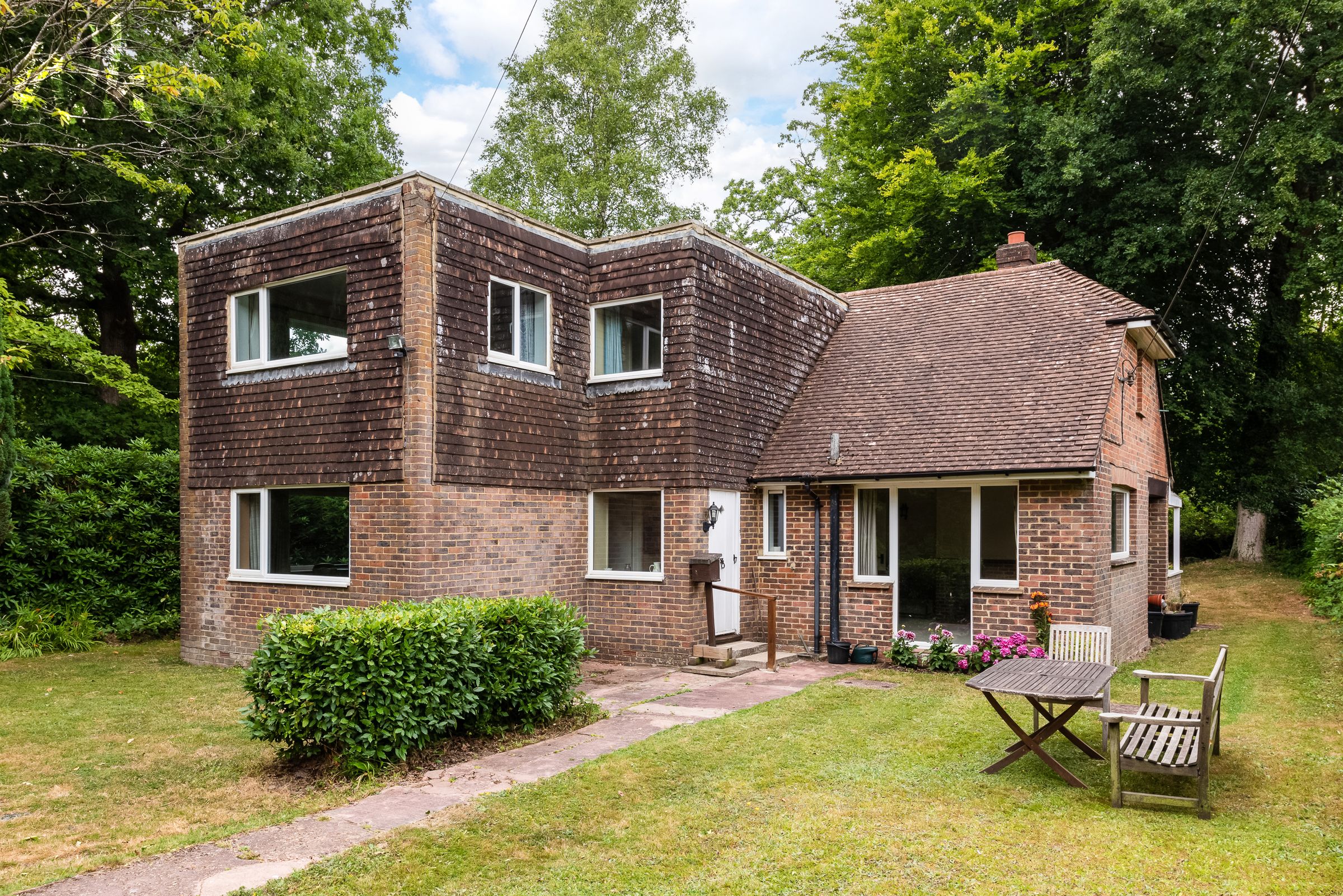 4 bed detached house for sale in Copthorne Road, Crawley RH10 Zoopla