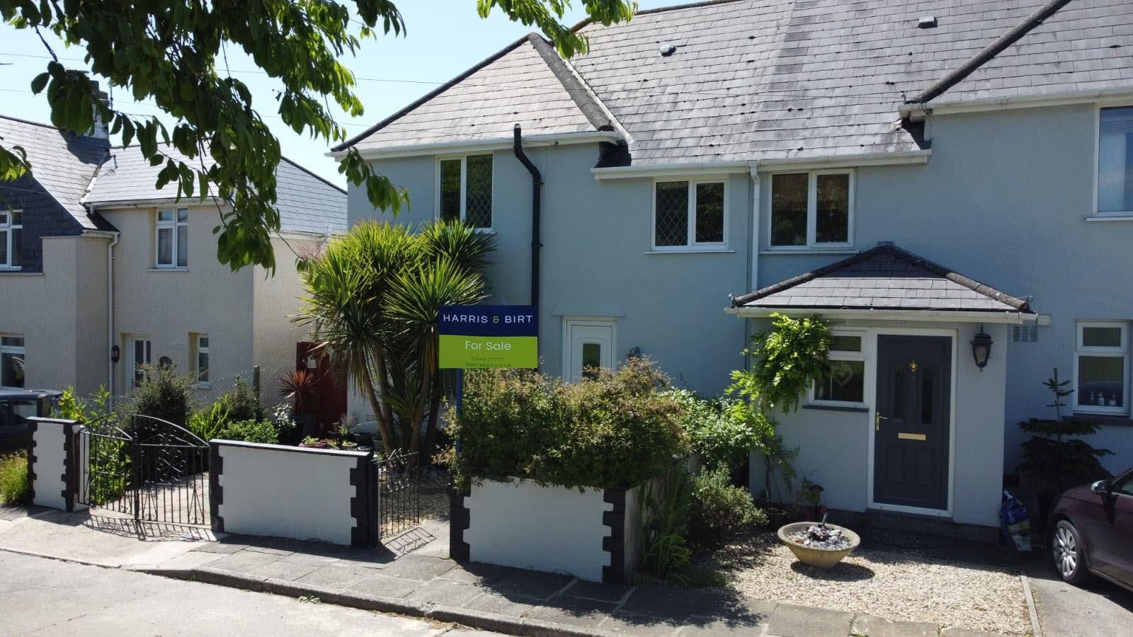 3 bed semidetached house for sale in Fferm Goch, Llangan, Bridgend