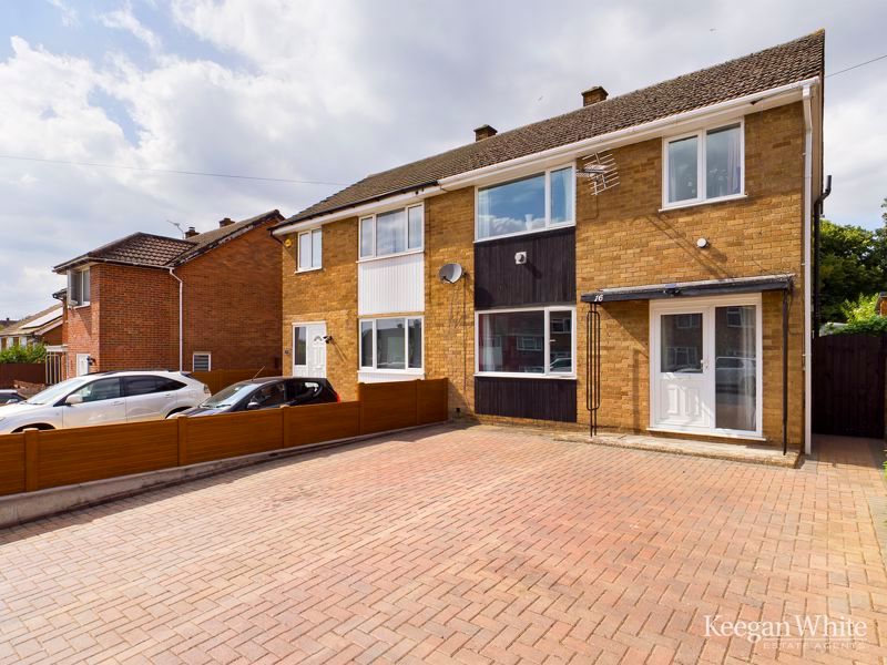 3 bed semidetached house for sale in Baring Road, High HP13