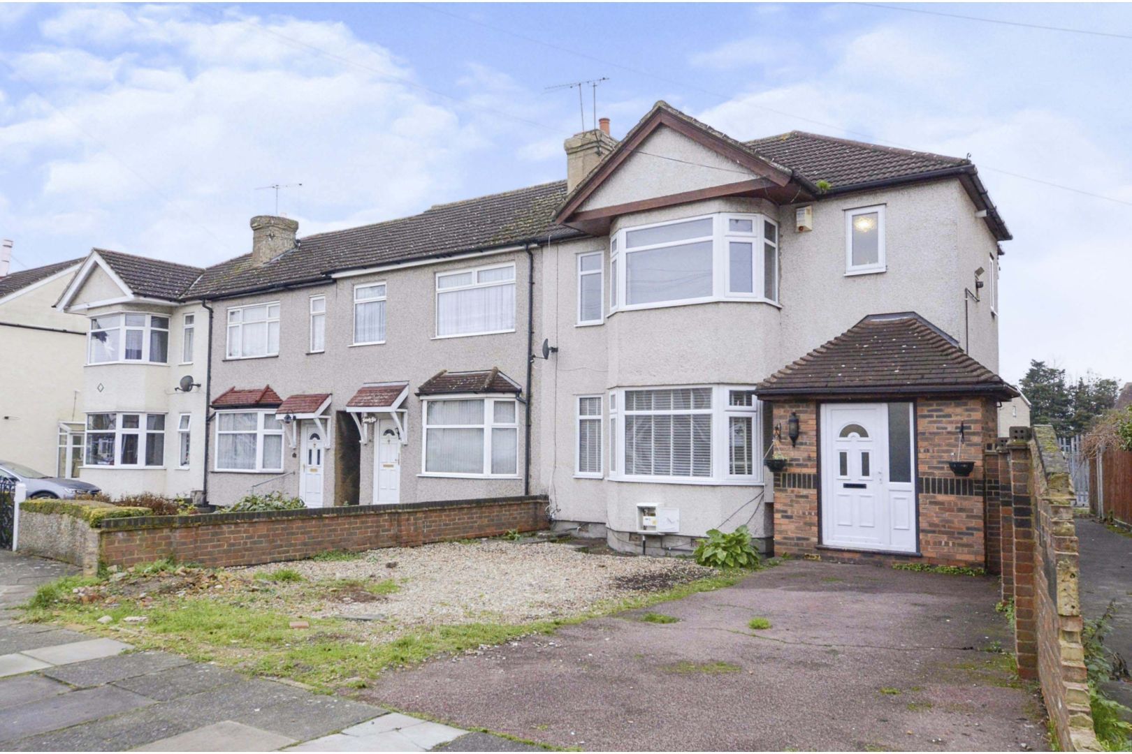 4 bed end terrace house for sale in Boleyn Avenue, Enfield EN1 Zoopla