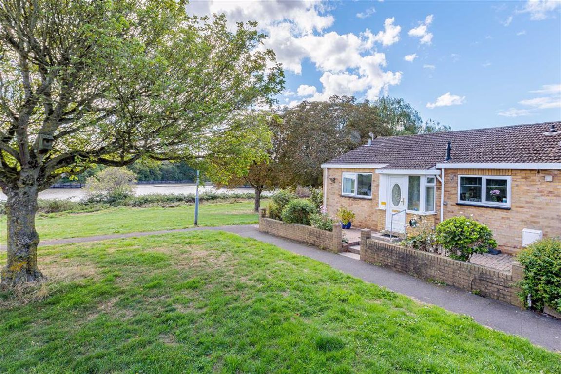 2 bed bungalow for sale in Burford Grove, Shirehampton, Bristol BS11
