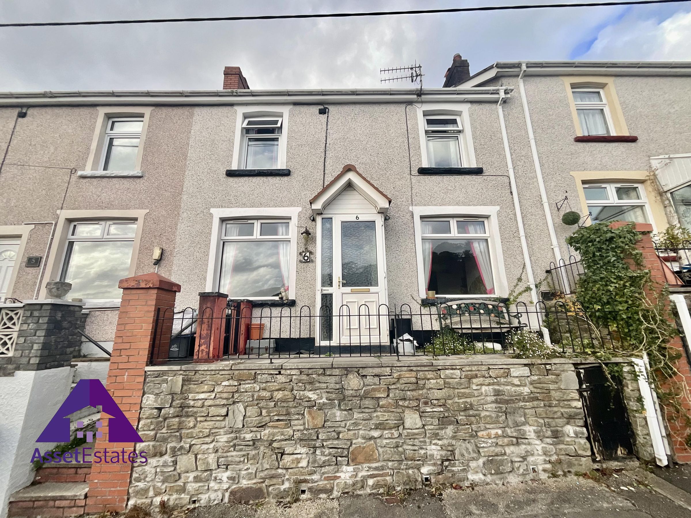 2 bed terraced house for sale in Regent Street, Llanhilleth