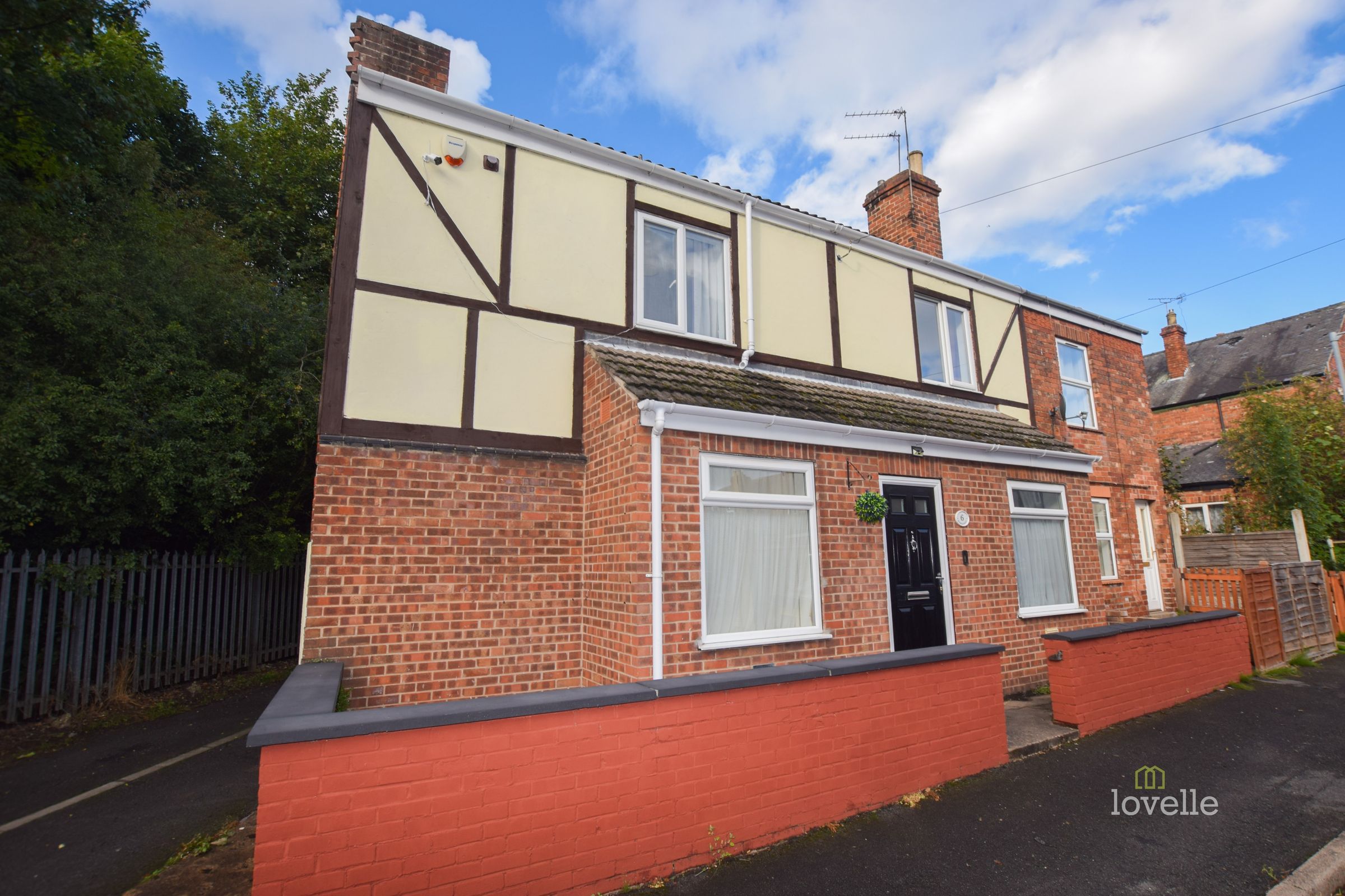 2 bed semidetached house for sale in Ruskin Street, Gainsborough DN21 Zoopla