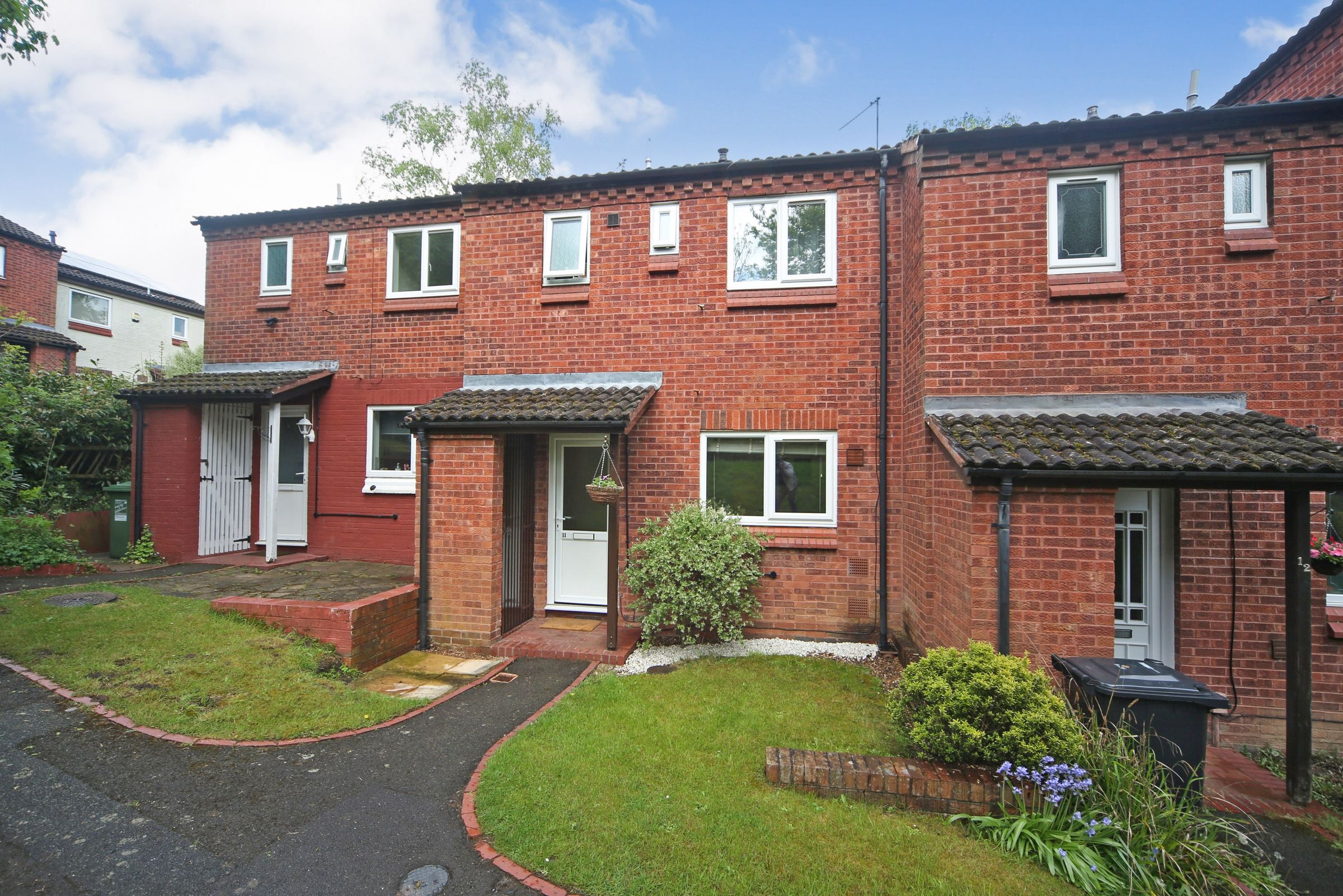 3 bed terraced house for sale in High Trees Close, Redditch