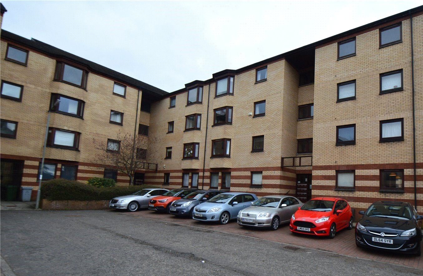 2 bed flat to rent in Leyden Court, Maryhill, Glasgow G20 Zoopla