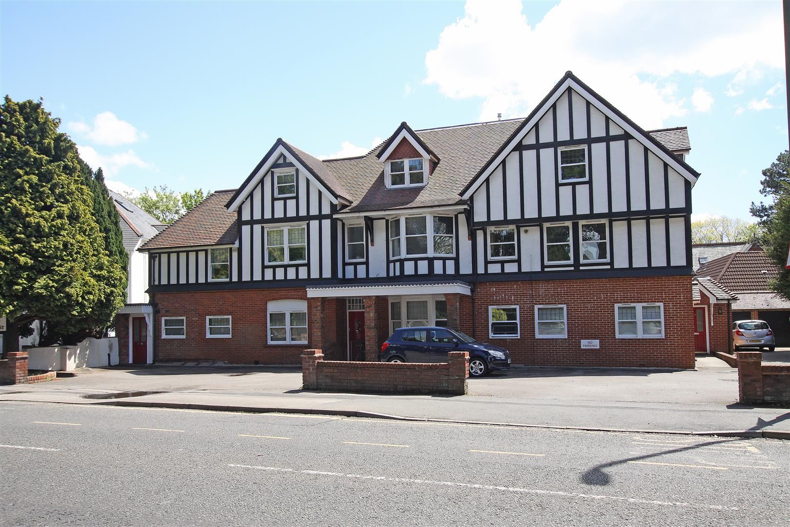 2 bed flat for sale in Charminster Road BH8 Zoopla