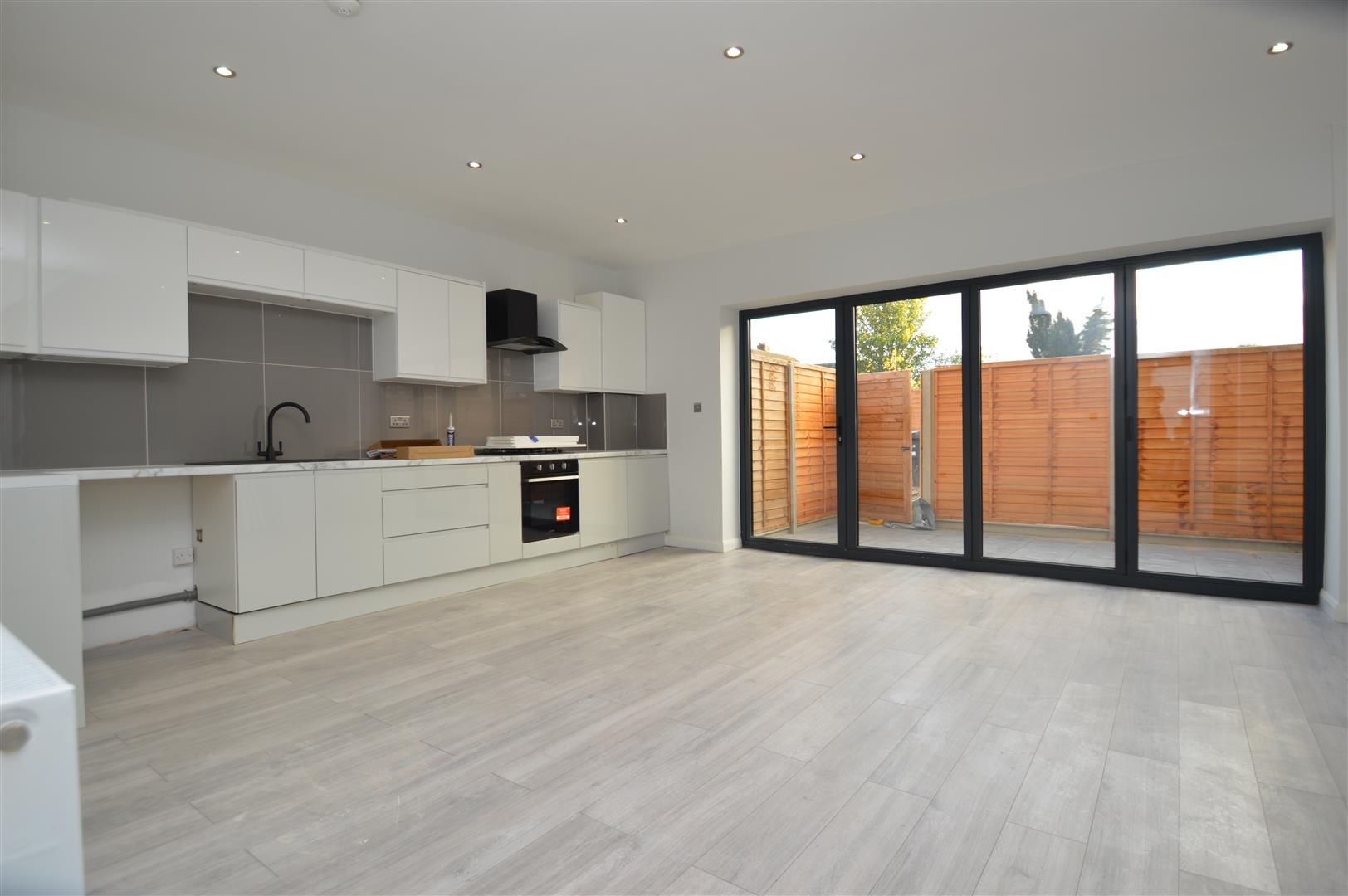 3 bed property for sale in Cumberland Road, London E13 Zoopla