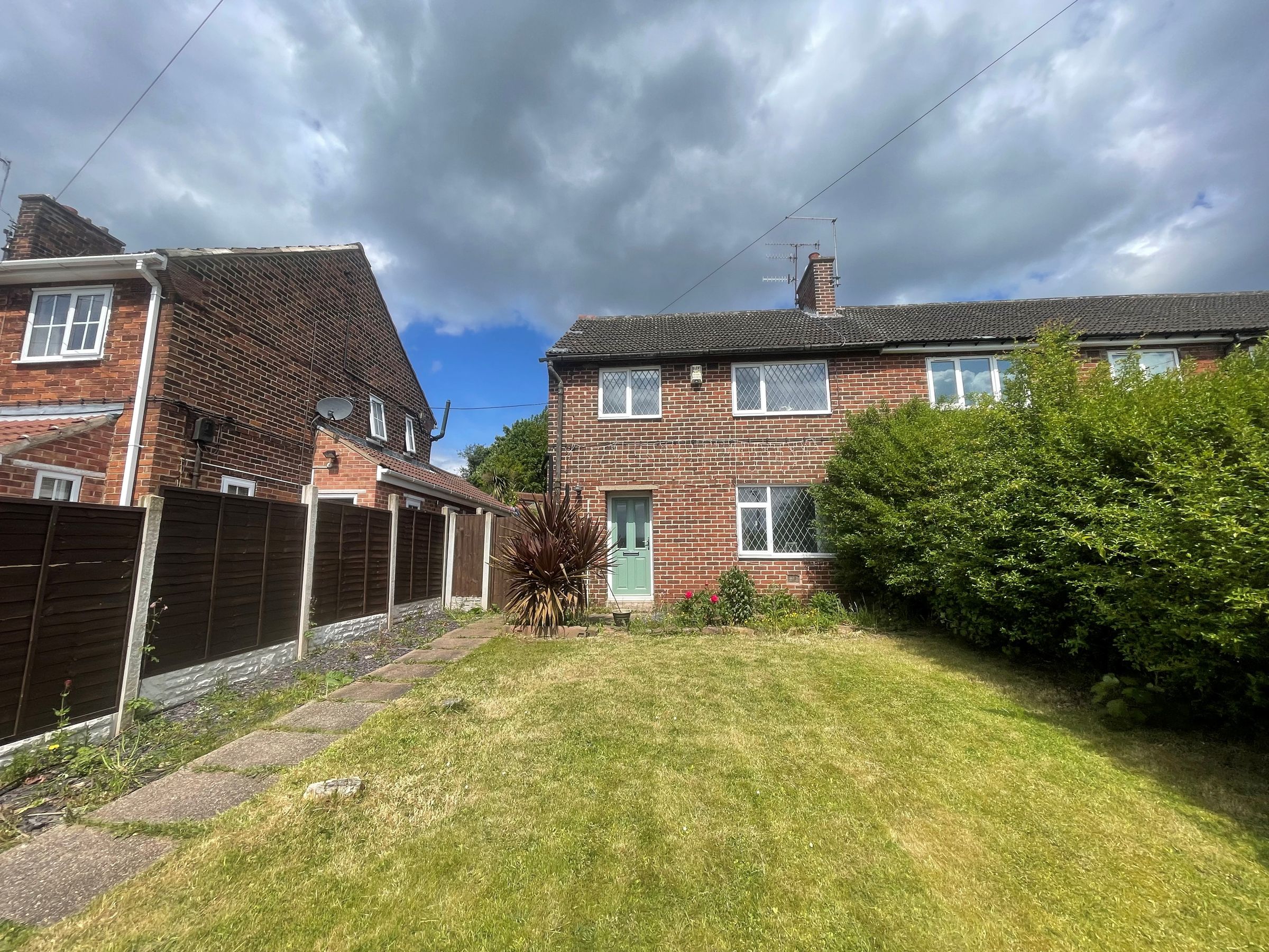 3 bed semidetached house for sale in Birchall Avenue, Whiston