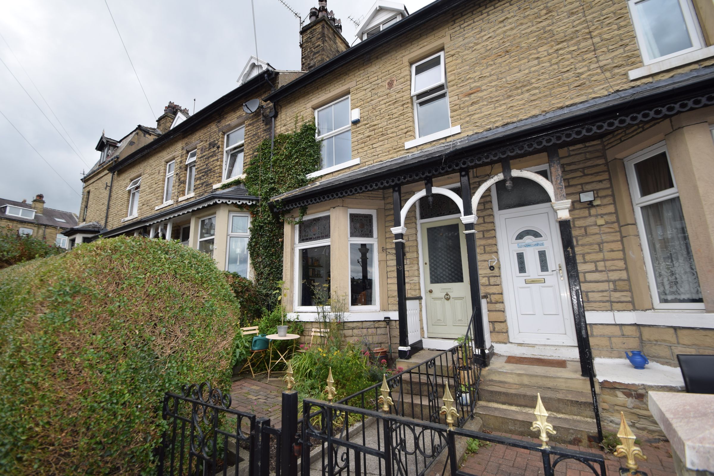 4 bed terraced house for sale in Hall Royd, Shipley, Bradford, West