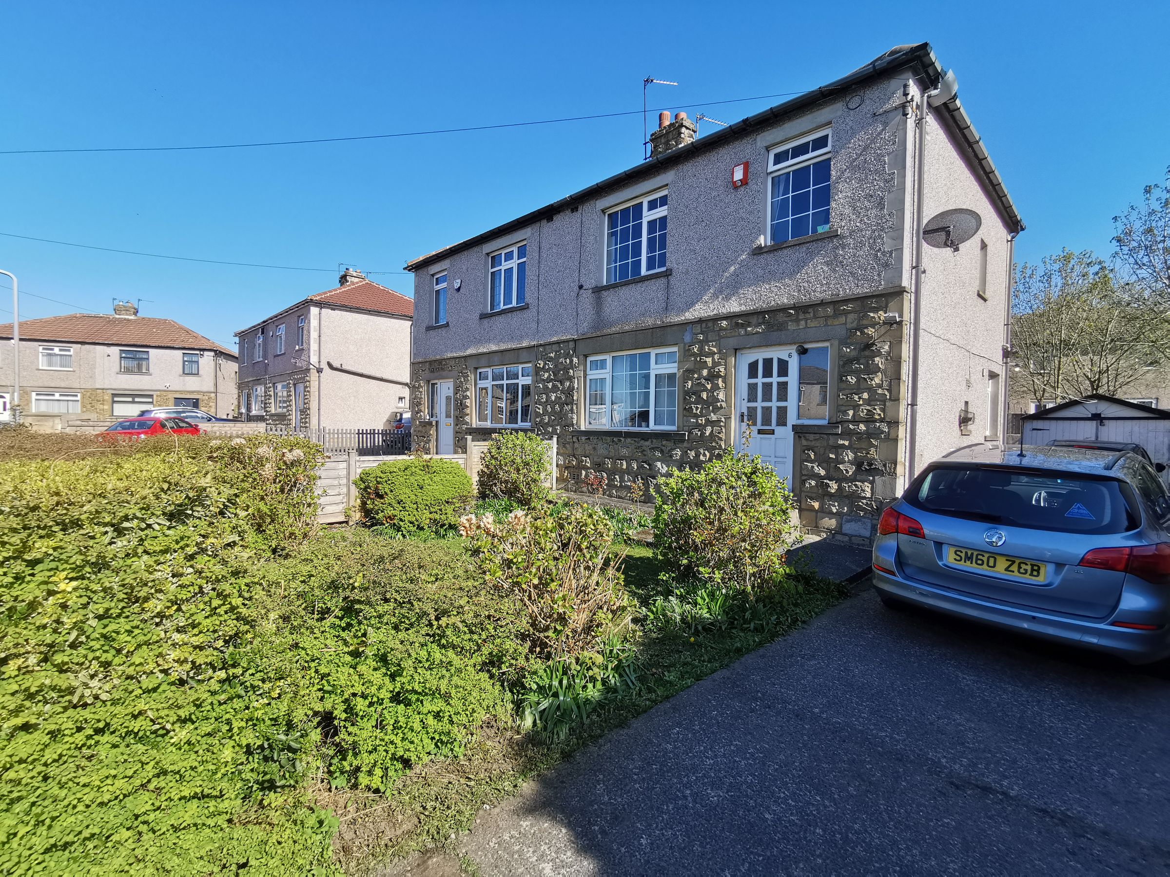 3 bed semidetached house for sale in Fagley Drive, Eccleshill