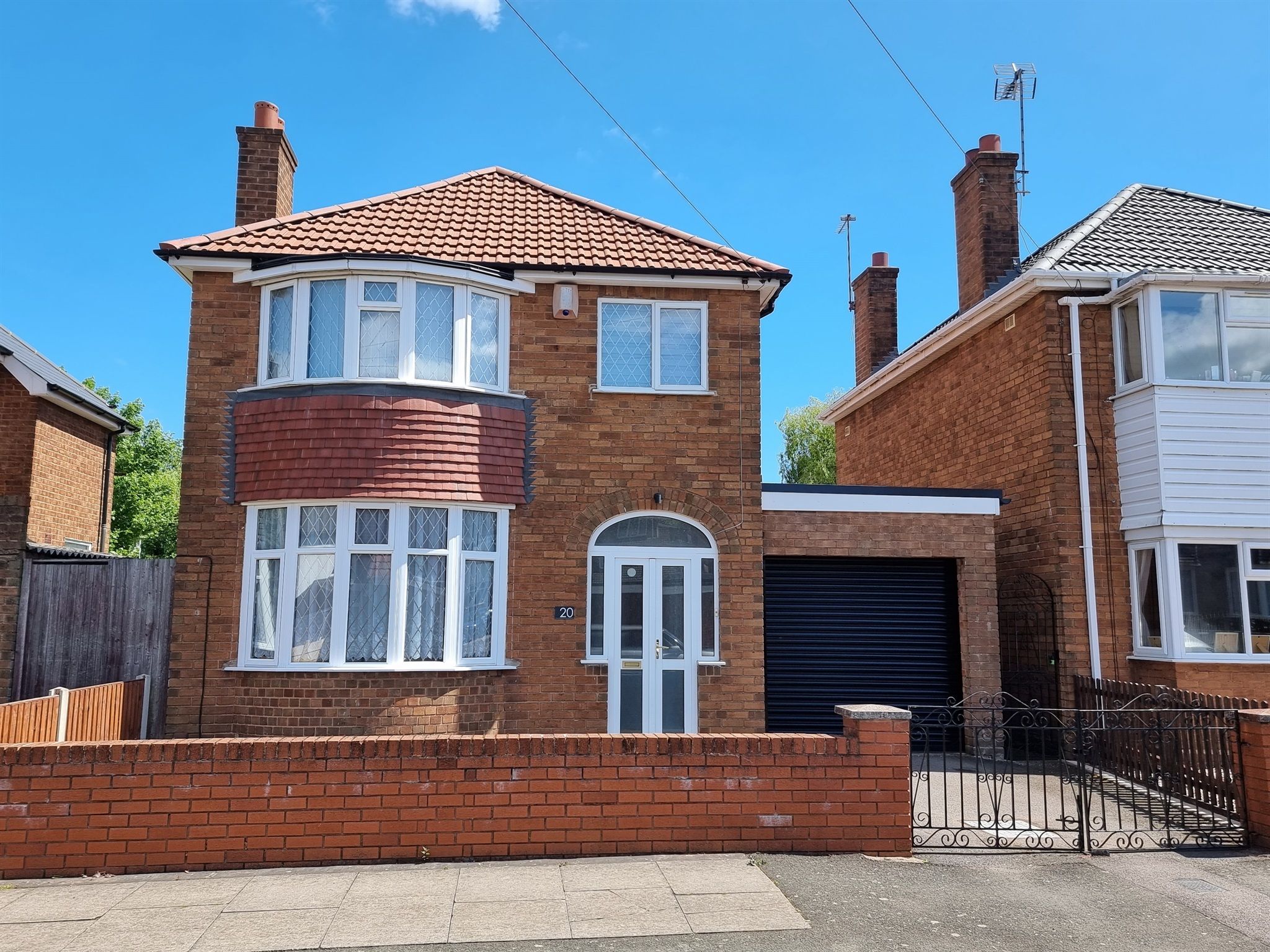 3 bed detached house for sale in Wood Street, Tipton DY4 Zoopla
