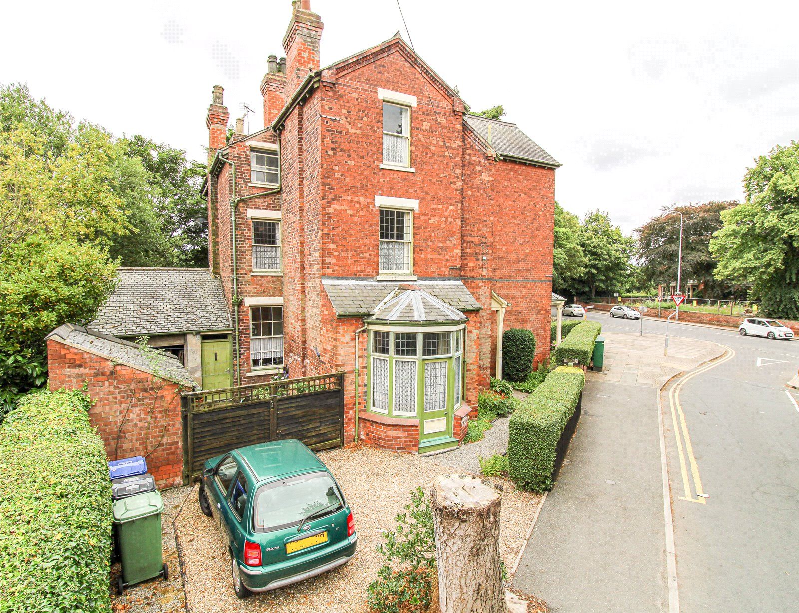 6 bed semidetached house for sale in Brighowgate, Grimsby DN32 Zoopla