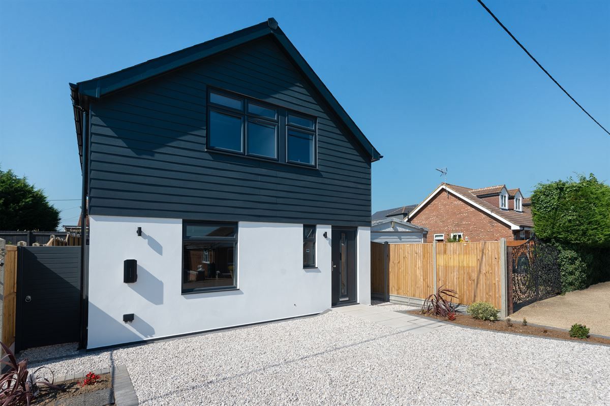 3 bed detached house for sale in St. Marys Grove, Seasalter, Whitstable