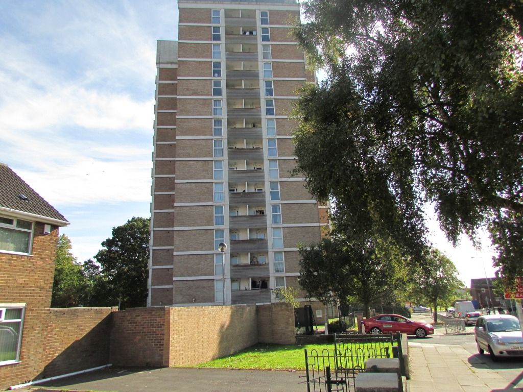 2 bed flat for sale in Roughwood Drive, Kirkby, Liverpool L33 Zoopla
