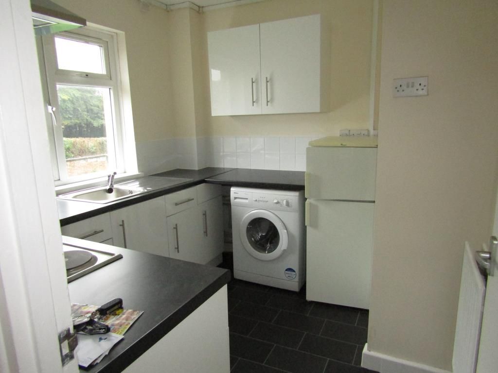 2 bed flat to rent in Cannon Hill Road, Cannon Park, Coventry CV4 Zoopla