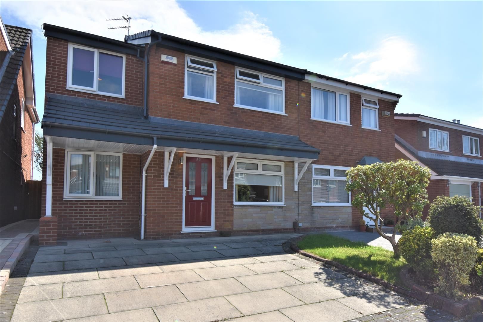 4 bed property for sale in Withington Drive, Tyldesley, Manchester M29