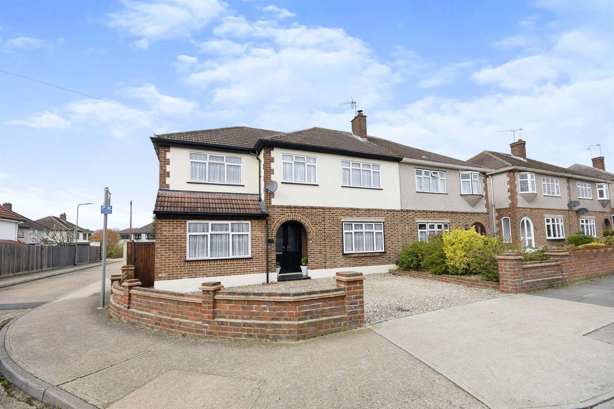 4 bed semidetached house for sale in Ayr Way, Rise Park, Romford RM1 Zoopla