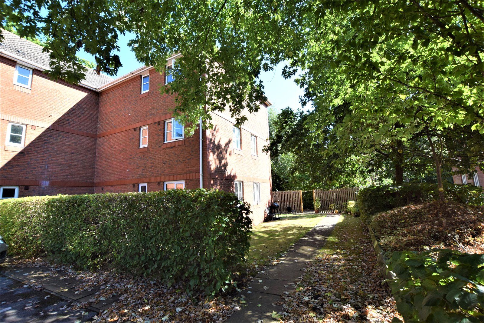 1 bed flat for sale in Collingwood, Farnborough, Hampshire GU14 Zoopla