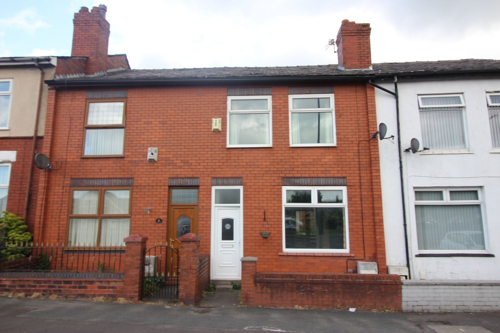 2 bed terraced house for sale in Warrington Road, Wigan WN3 Zoopla