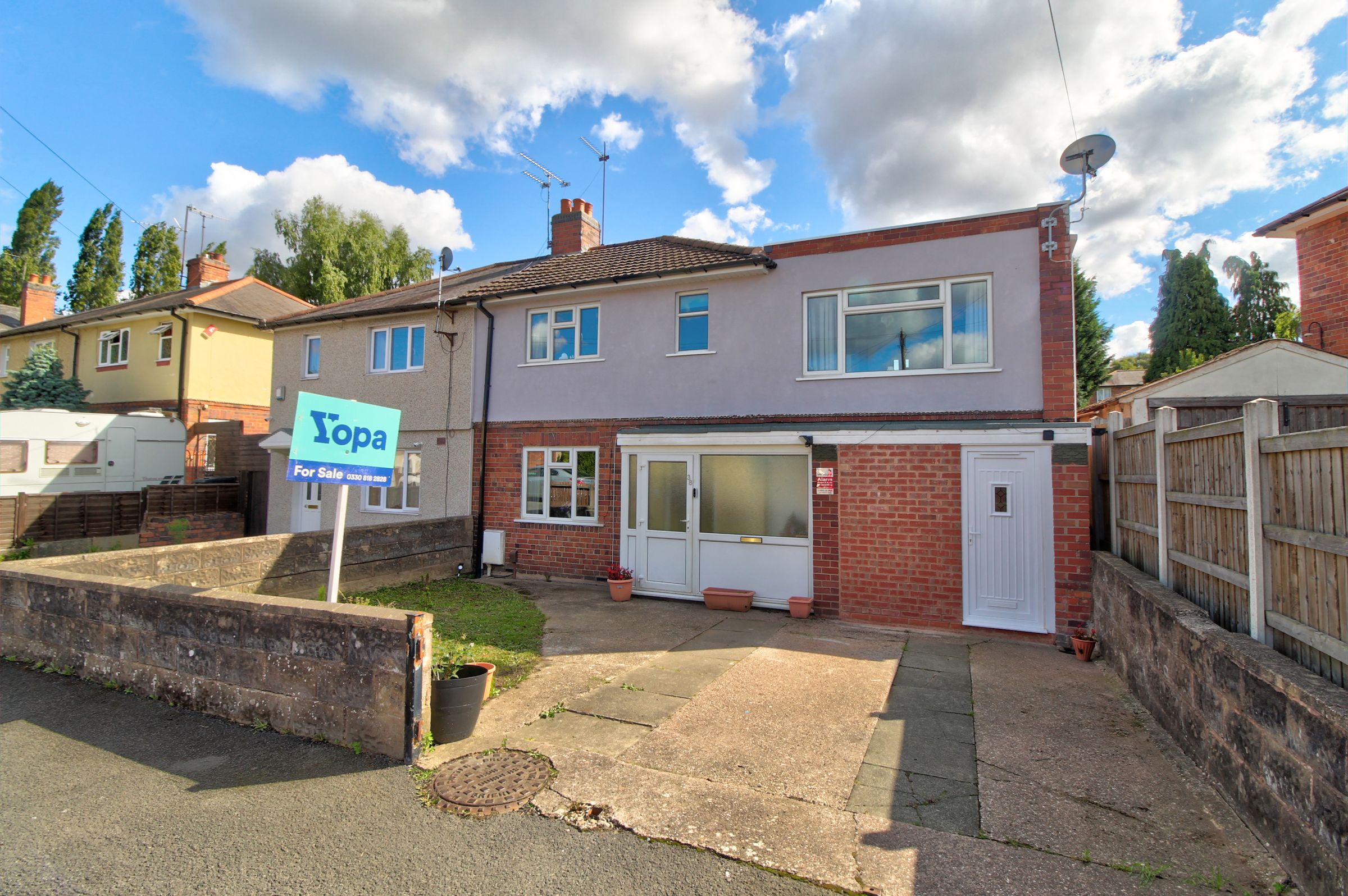 4 bed semidetached house for sale in Yorke Avenue, Brierley Hill DY5