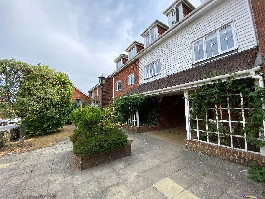 1 bed flat for sale in Little Park, Wadhurst TN5 Zoopla
