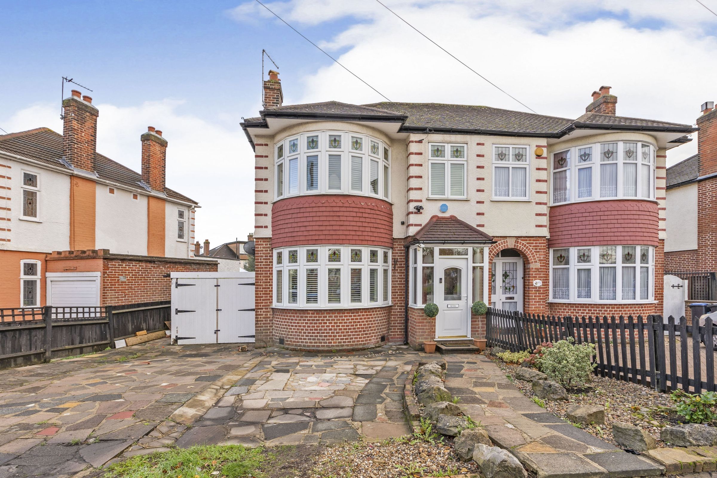 3 bed semidetached house for sale in Halstead Road, Winchmore Hill N21 Zoopla