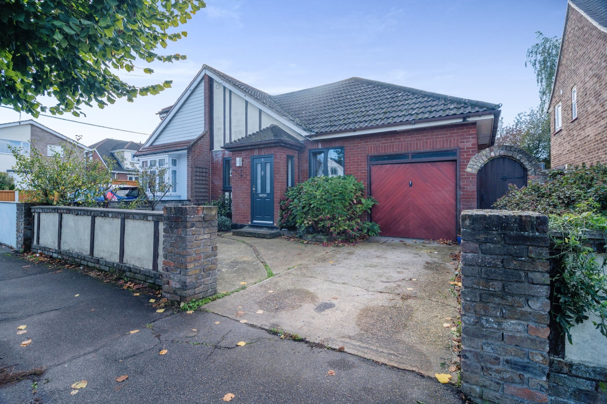 4 bed detached house for sale in Creswick Avenue, Rayleigh SS6 Zoopla