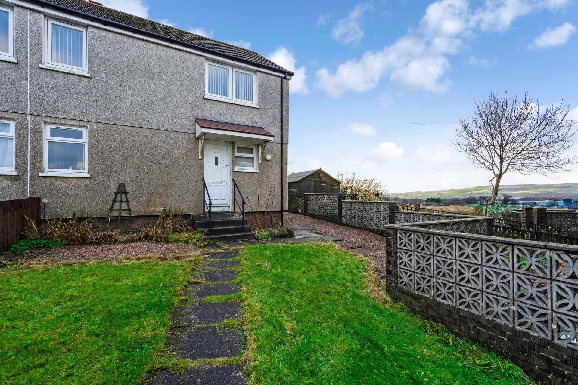 3 bed semidetached house for sale in Laburnum Ave, Beith KA15 Zoopla