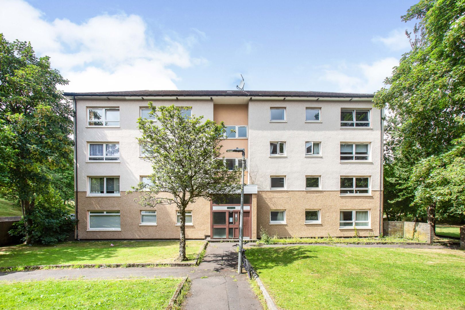 27 St. Mungo Avenue, Glasgow G4  