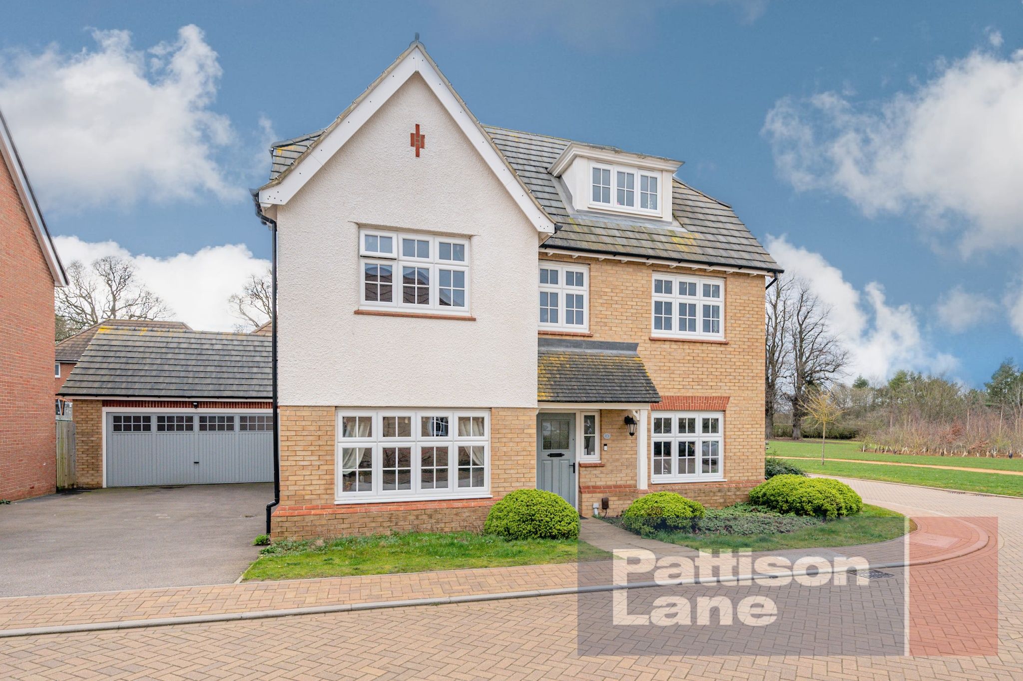 5 bed detached house for sale in The Ludlows, Broughton, Kettering NN14