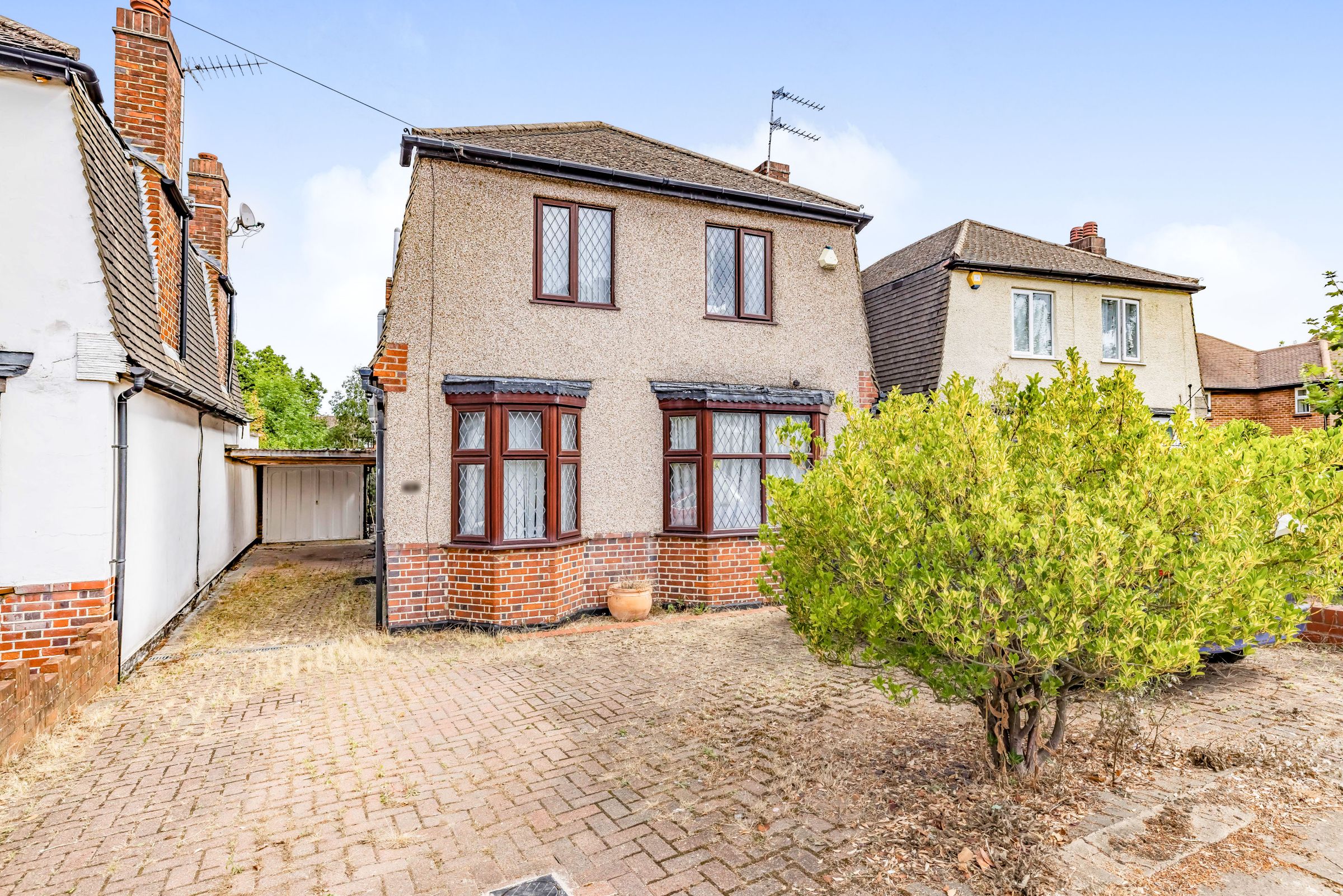 3 bed detached house for sale in Highland Road, Northwood, Middlesex HA6 Zoopla