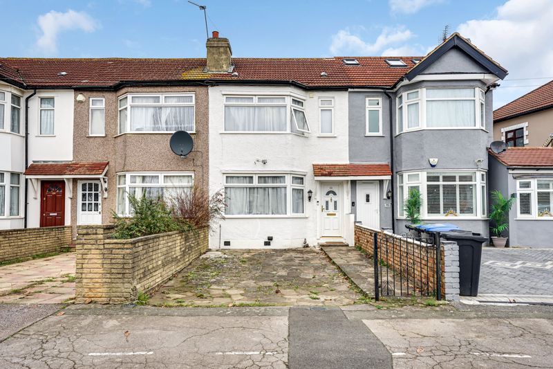 3 bed terraced house for sale in Monroe Crescent, Enfield EN1 Zoopla