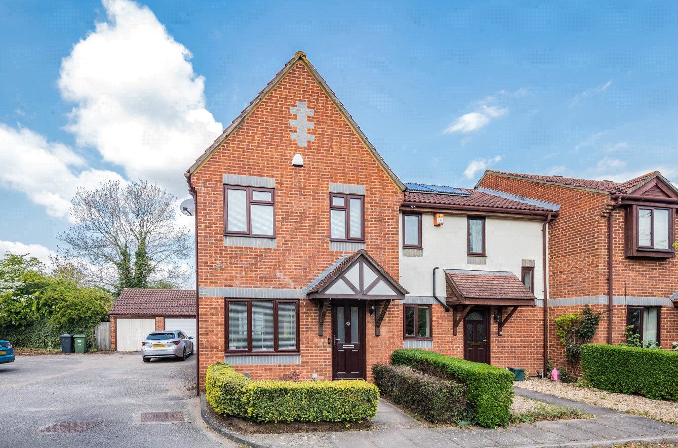 3 bed end terrace house for sale in Burpham, Guildford, Surrey GU4 Zoopla