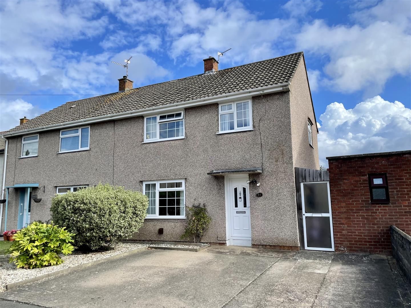 3 bed semidetached house for sale in Park Road, Caldicot NP26 Zoopla