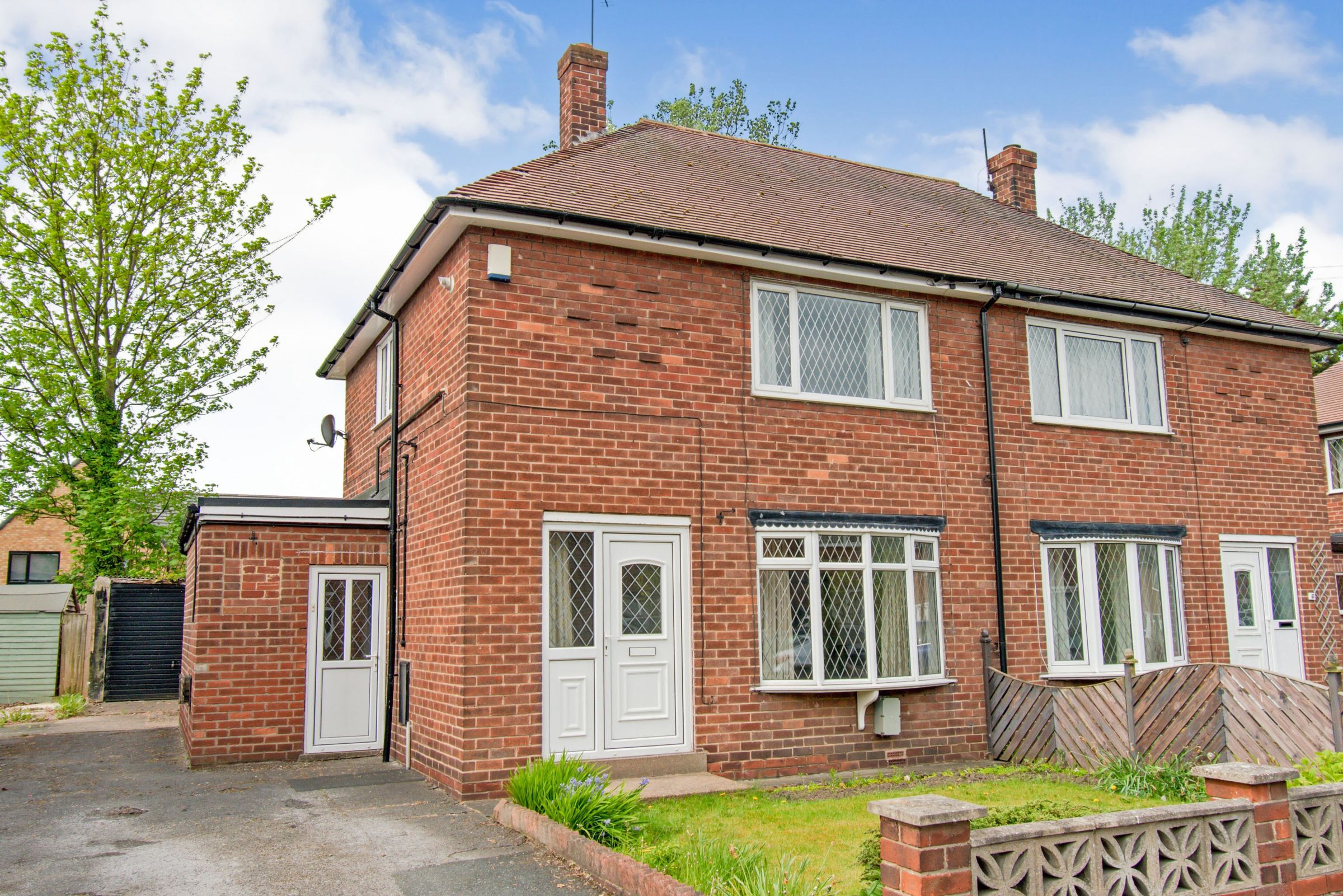 2 bed semidetached house for sale in Park Avenue, Allerton Bywater, Castleford, West Yorkshire
