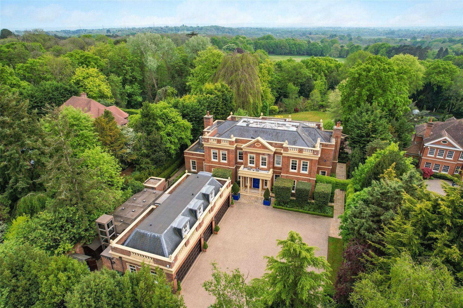 6 bed detached house for sale in Hill House Drive, Weybridge KT13 Zoopla